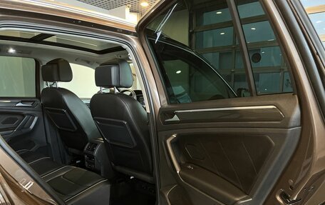 Volkswagen Tiguan II, 2018 год, 2 675 000 рублей, 17 фотография