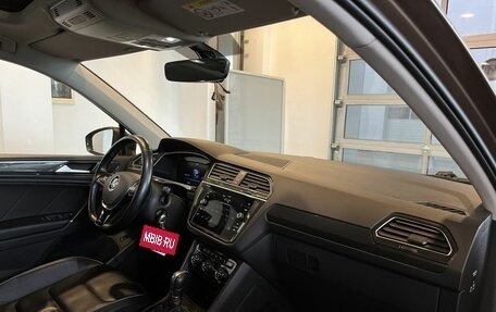 Volkswagen Tiguan II, 2018 год, 2 675 000 рублей, 12 фотография