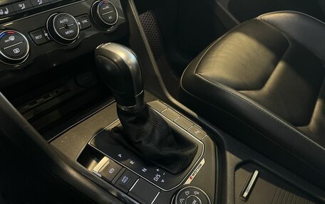 Volkswagen Tiguan II, 2018 год, 2 675 000 рублей, 31 фотография