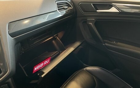 Volkswagen Tiguan II, 2018 год, 2 675 000 рублей, 30 фотография