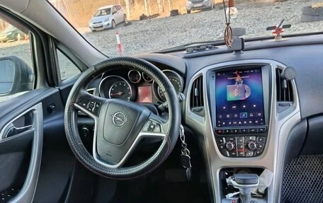 Opel Astra J, 2011 год, 630 000 рублей, 9 фотография