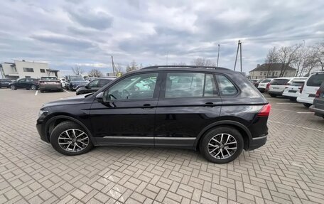 Volkswagen Tiguan II, 2022 год, 2 172 000 рублей, 2 фотография