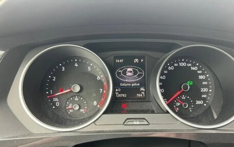 Volkswagen Tiguan II, 2022 год, 2 172 000 рублей, 11 фотография