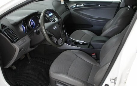 Hyundai Sonata VI, 2011 год, 1 215 000 рублей, 21 фотография