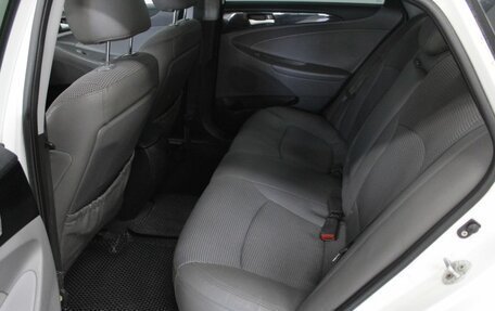 Hyundai Sonata VI, 2011 год, 1 215 000 рублей, 17 фотография