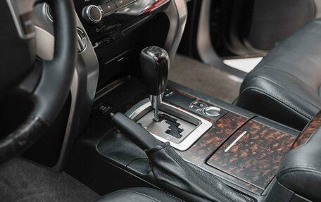 Toyota Land Cruiser 200, 2012 год, 3 290 000 рублей, 13 фотография