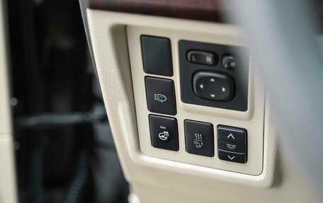 Toyota Land Cruiser Prado 150 рестайлинг 2, 2016 год, 3 250 000 рублей, 10 фотография