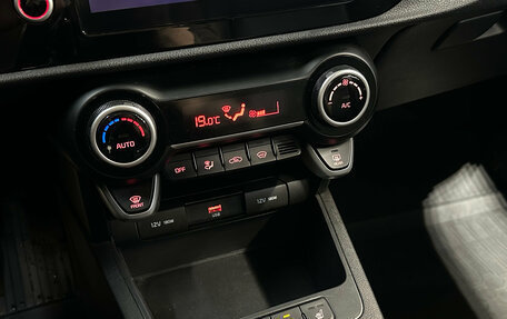 KIA Rio IV, 2021 год, 1 650 000 рублей, 18 фотография