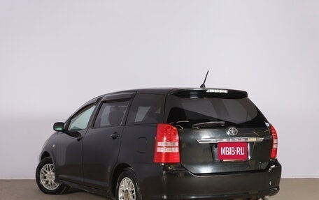 Toyota Wish II, 2004 год, 699 000 рублей, 7 фотография