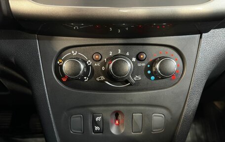 Renault Sandero II рестайлинг, 2019 год, 1 079 900 рублей, 16 фотография