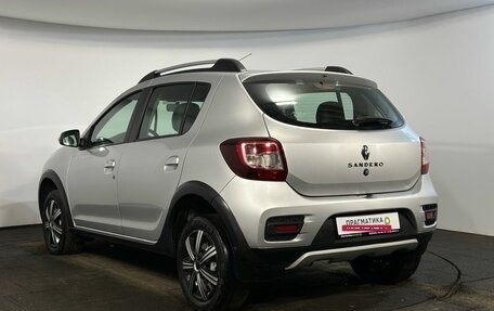 Renault Sandero II рестайлинг, 2019 год, 1 079 900 рублей, 4 фотография