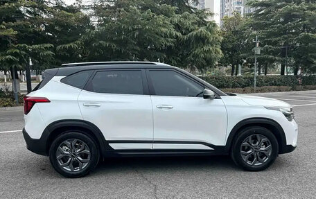 KIA Seltos I, 2023 год, 1 968 000 рублей, 4 фотография