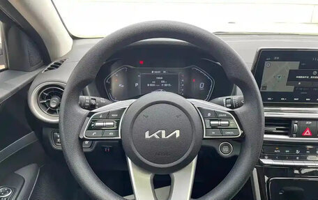 KIA K3, 2023 год, 1 527 000 рублей, 9 фотография