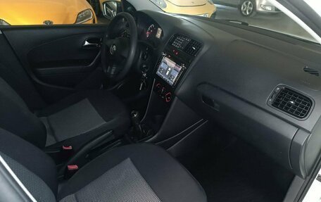 Volkswagen Polo VI (EU Market), 2015 год, 800 000 рублей, 14 фотография