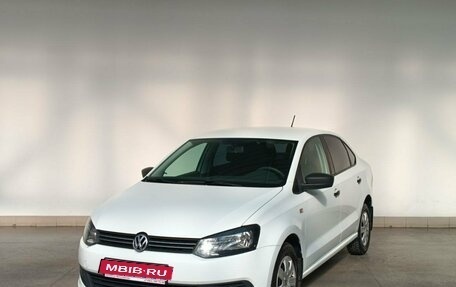 Volkswagen Polo VI (EU Market), 2015 год, 800 000 рублей, 1 фотография