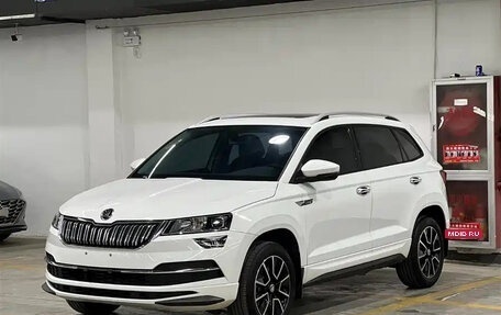 Skoda Karoq I, 2023 год, 2 137 000 рублей, 1 фотография