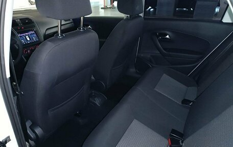 Volkswagen Polo VI (EU Market), 2015 год, 800 000 рублей, 19 фотография