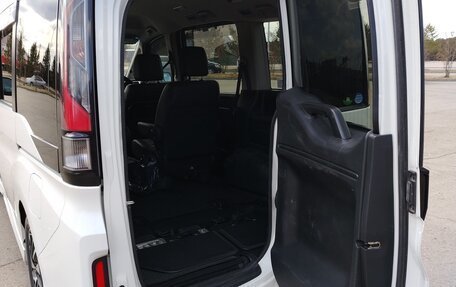 Honda Stepwgn IV, 2015 год, 1 750 000 рублей, 5 фотография