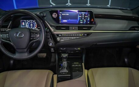 Lexus ES VII, 2021 год, 5 870 000 рублей, 12 фотография