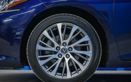 Lexus ES VII, 2021 год, 5 870 000 рублей, 10 фотография