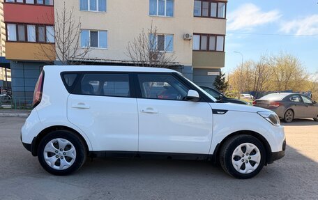 KIA Soul II рестайлинг, 2019 год, 1 397 000 рублей, 6 фотография