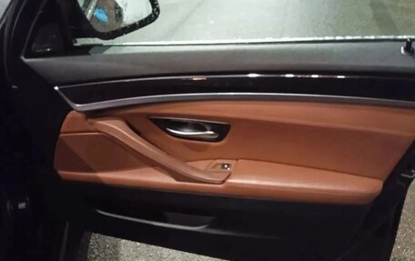 BMW 5 серия, 2011 год, 1 300 000 рублей, 11 фотография