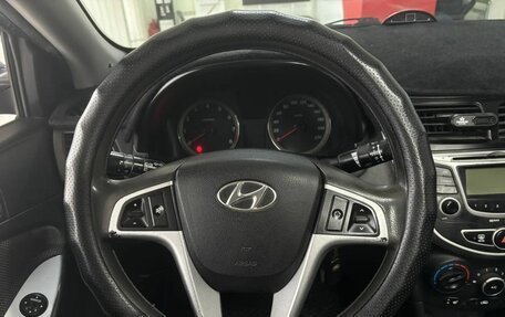 Hyundai Solaris II рестайлинг, 2013 год, 655 000 рублей, 10 фотография