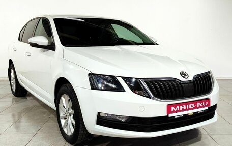 Skoda Octavia, 2018 год, 1 570 000 рублей, 3 фотография