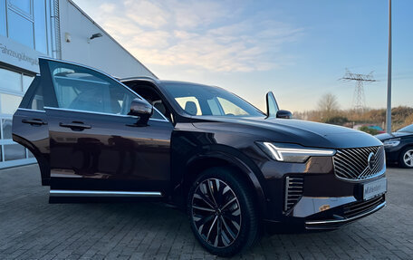 Volvo XC90 II рестайлинг, 2026 год, 11 000 000 рублей, 2 фотография