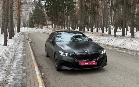 BMW 5 серия, 2024 год, 8 500 000 рублей, 3 фотография