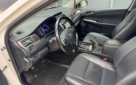 Toyota Camry, 2015 год, 1 990 000 рублей, 5 фотография