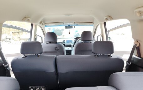 Honda Freed I, 2009 год, 1 000 000 рублей, 22 фотография