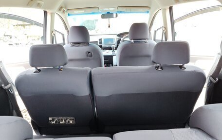 Honda Freed I, 2009 год, 1 000 000 рублей, 21 фотография