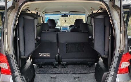 Honda Freed I, 2009 год, 1 000 000 рублей, 26 фотография