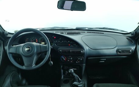 Chevrolet Niva I рестайлинг, 2017 год, 845 000 рублей, 9 фотография