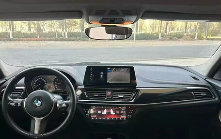 BMW 1 серия, 2023 год, 1 833 000 рублей, 7 фотография