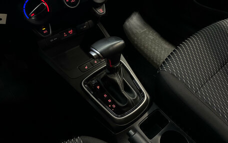 KIA Rio IV, 2018 год, 1 350 000 рублей, 18 фотография