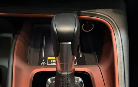 Honda Vezel, 2023 год, 1 921 000 рублей, 16 фотография