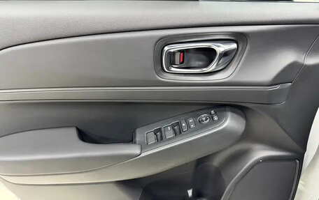 Honda Vezel, 2023 год, 1 921 000 рублей, 19 фотография