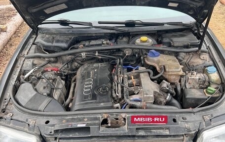 Audi A4, 1997 год, 270 000 рублей, 6 фотография