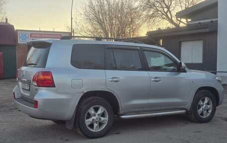 Toyota Land Cruiser 200, 2010 год, 2 200 000 рублей, 6 фотография