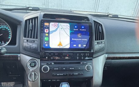 Toyota Land Cruiser 200, 2010 год, 2 200 000 рублей, 8 фотография