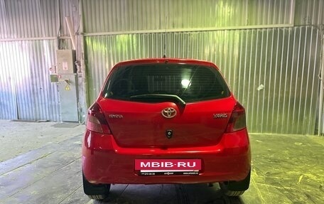Toyota Yaris III рестайлинг, 2008 год, 700 000 рублей, 9 фотография