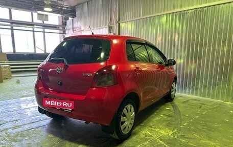 Toyota Yaris III рестайлинг, 2008 год, 700 000 рублей, 8 фотография