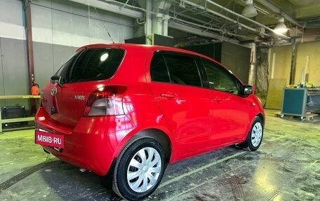 Toyota Yaris III рестайлинг, 2008 год, 700 000 рублей, 11 фотография