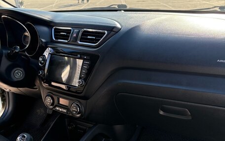 KIA Rio III рестайлинг, 2012 год, 830 000 рублей, 10 фотография