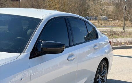 BMW 3 серия, 2019 год, 3 100 000 рублей, 17 фотография