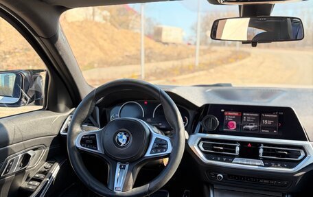 BMW 3 серия, 2019 год, 3 100 000 рублей, 22 фотография