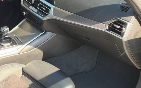 BMW 3 серия, 2019 год, 3 100 000 рублей, 31 фотография