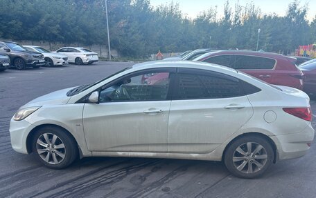 Hyundai Solaris II рестайлинг, 2013 год, 680 000 рублей, 5 фотография